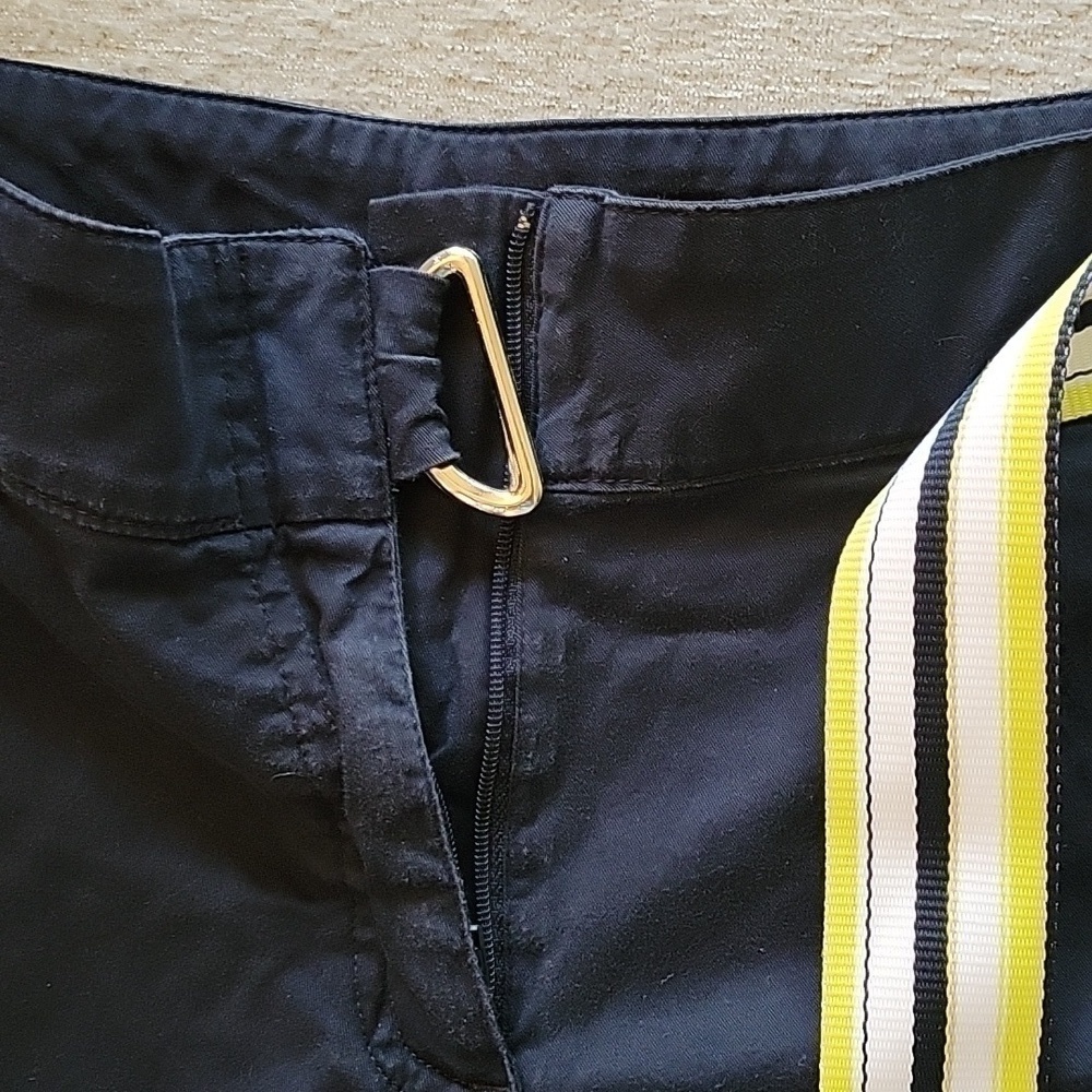 NIKE dark blue cotton casual shorts with striped belt. Size is 8 - 10. - Picture 5 of 8